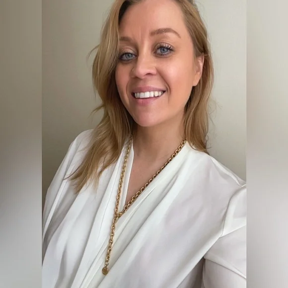 Vintage Givenchy Gold Lariat Adjustable Gold Chain Necklace - Picture 11 of 12